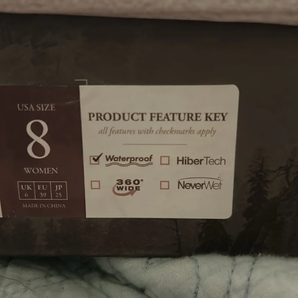 Women’s Bearpaw Cassie Boots - Picture 7 of 9